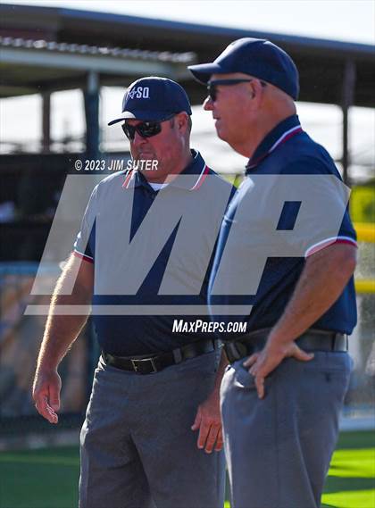 Thumbnail 1 in Snook vs Centerville (UIL 2A Reg IV Bi-District Playoff) photogallery.