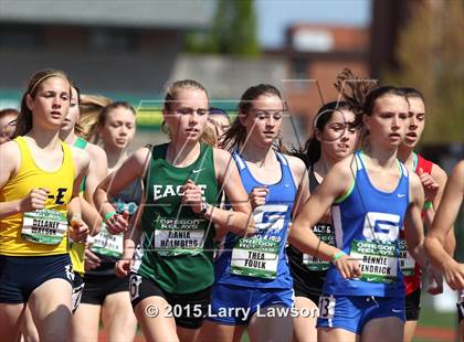Thumbnail 1 in Oregon Relays Day 2 photogallery.