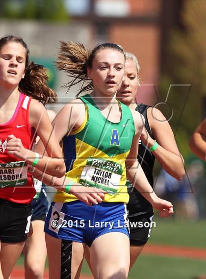 Thumbnail 2 in Oregon Relays Day 2 photogallery.