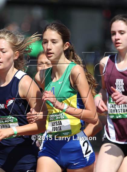 Thumbnail 1 in Oregon Relays Day 2 photogallery.