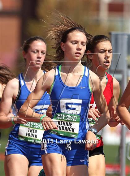 Thumbnail 1 in Oregon Relays Day 2 photogallery.