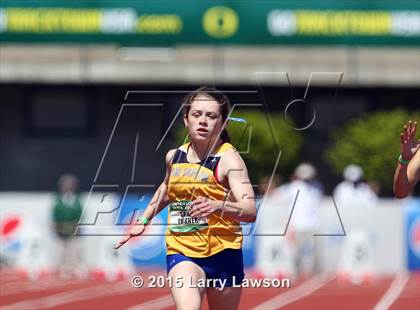 Thumbnail 2 in Oregon Relays Day 2 photogallery.