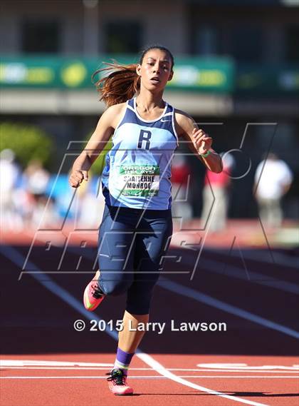 Thumbnail 1 in Oregon Relays Day 2 photogallery.
