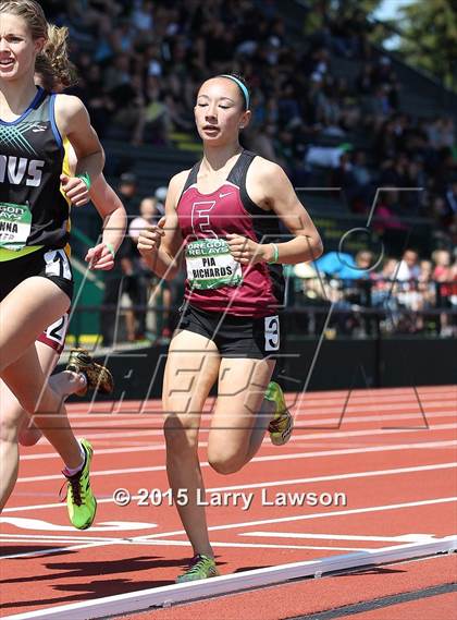 Thumbnail 3 in Oregon Relays Day 2 photogallery.