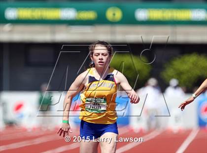 Thumbnail 2 in Oregon Relays Day 2 photogallery.