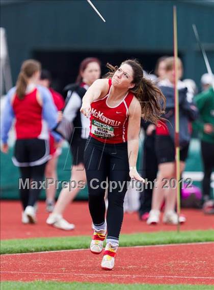 Thumbnail 3 in 2012 Oregon Relays photogallery.