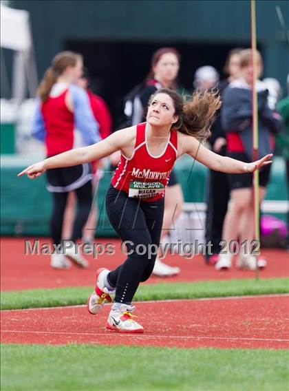 Thumbnail 3 in 2012 Oregon Relays photogallery.
