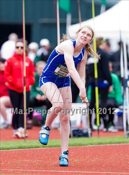 Thumbnail 3 in 2012 Oregon Relays photogallery.