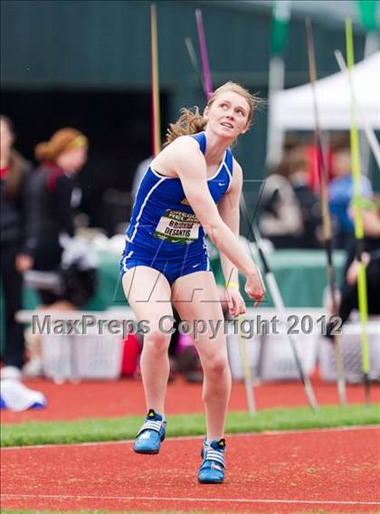 Thumbnail 1 in 2012 Oregon Relays photogallery.