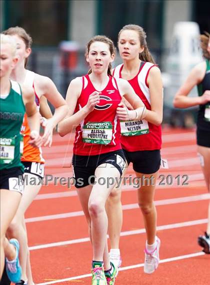 Thumbnail 3 in 2012 Oregon Relays photogallery.