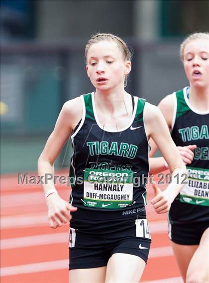 Thumbnail 2 in 2012 Oregon Relays photogallery.