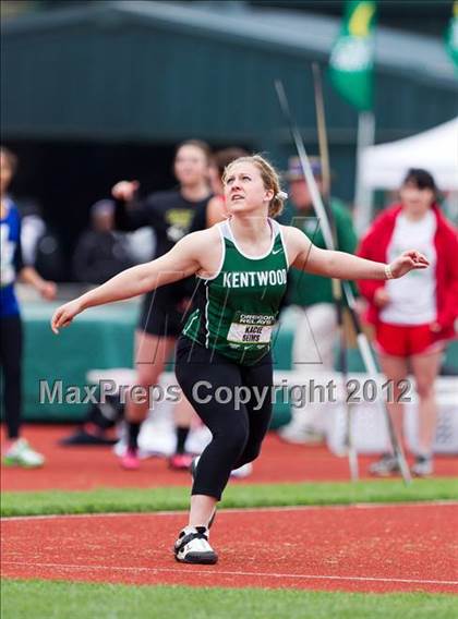 Thumbnail 1 in 2012 Oregon Relays photogallery.