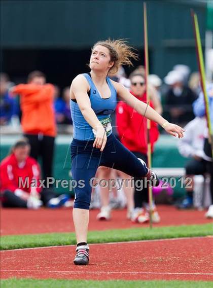 Thumbnail 2 in 2012 Oregon Relays photogallery.