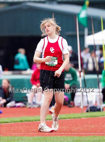 Thumbnail 1 in 2012 Oregon Relays photogallery.