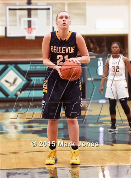 Thumbnail 1 in Oaks Christian vs. Bellevue (Nike Tournament of Champions) photogallery.