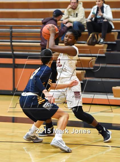 Thumbnail 1 in Oaks Christian vs. Bellevue (Nike Tournament of Champions) photogallery.