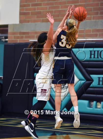 Thumbnail 1 in Oaks Christian vs. Bellevue (Nike Tournament of Champions) photogallery.