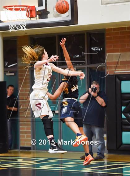 Thumbnail 2 in Oaks Christian vs. Bellevue (Nike Tournament of Champions) photogallery.