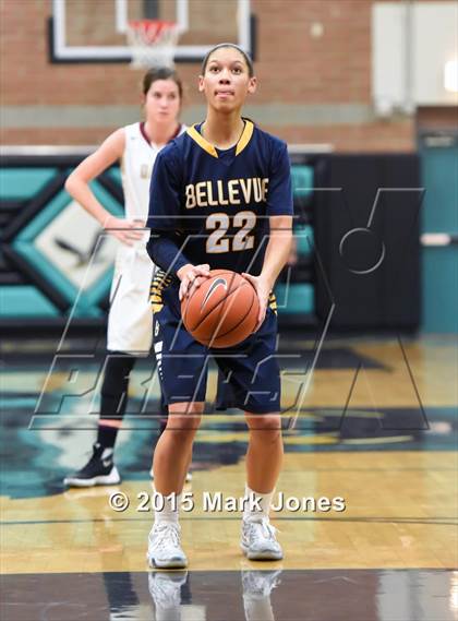 Thumbnail 2 in Oaks Christian vs. Bellevue (Nike Tournament of Champions) photogallery.