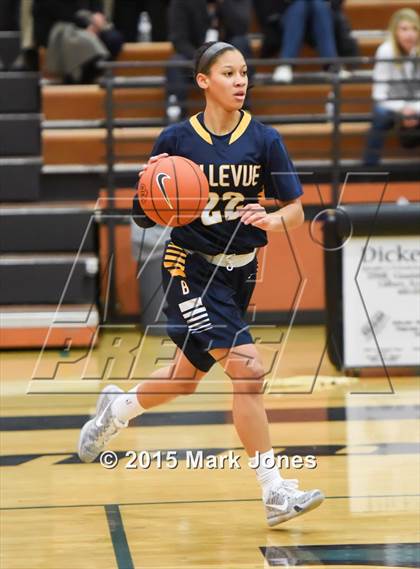 Thumbnail 1 in Oaks Christian vs. Bellevue (Nike Tournament of Champions) photogallery.