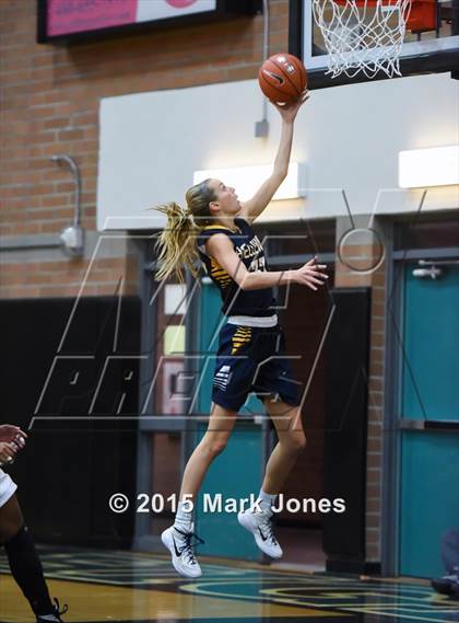 Thumbnail 2 in Oaks Christian vs. Bellevue (Nike Tournament of Champions) photogallery.