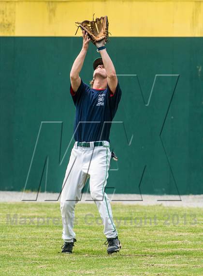 Thumbnail 1 in Massachusetts vs Connecticut All-Stars (Seniors) photogallery.
