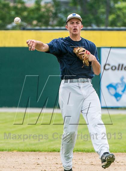 Thumbnail 1 in Massachusetts vs Connecticut All-Stars (Seniors) photogallery.