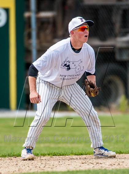 Thumbnail 1 in Massachusetts vs Connecticut All-Stars (Seniors) photogallery.