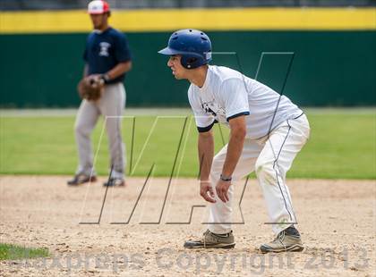 Thumbnail 2 in Massachusetts vs Connecticut All-Stars (Seniors) photogallery.