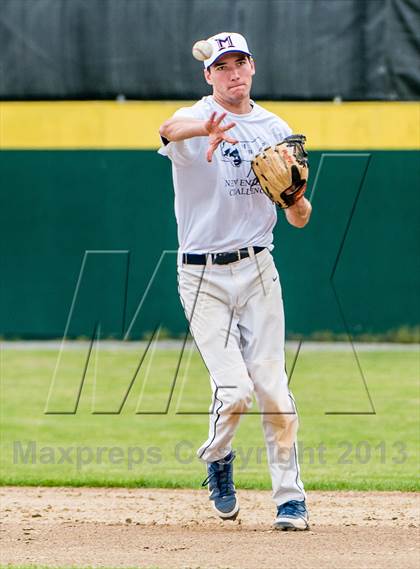 Thumbnail 3 in Massachusetts vs Connecticut All-Stars (Seniors) photogallery.