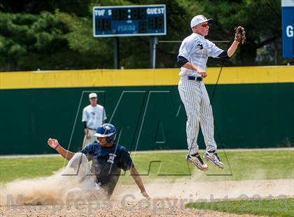 Thumbnail 2 in Massachusetts vs Connecticut All-Stars (Seniors) photogallery.