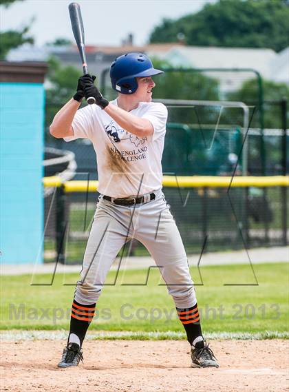 Thumbnail 3 in Massachusetts vs Connecticut All-Stars (Seniors) photogallery.