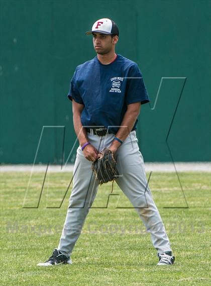 Thumbnail 3 in Massachusetts vs Connecticut All-Stars (Seniors) photogallery.