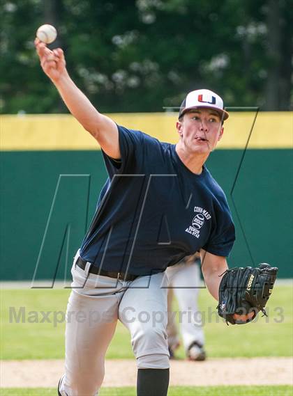 Thumbnail 3 in Massachusetts vs Connecticut All-Stars (Seniors) photogallery.
