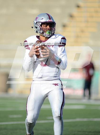 Thumbnail 2 in San Diego vs. Kearny (CIF SDS D4 Final) photogallery.