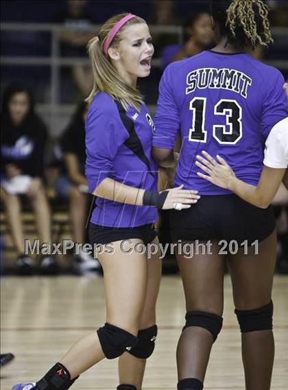 Thumbnail 2 in Martin [James] vs. Mansfield Summit photogallery.