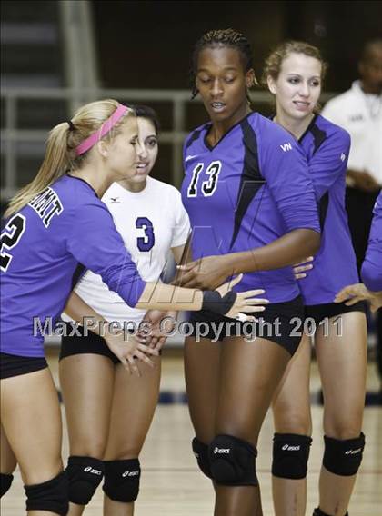 Thumbnail 1 in Martin [James] vs. Mansfield Summit photogallery.