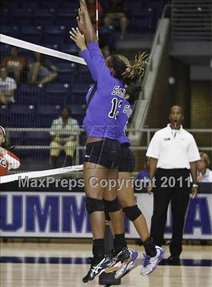 Thumbnail 3 in Martin [James] vs. Mansfield Summit photogallery.