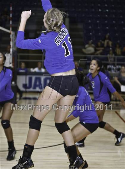 Thumbnail 2 in Martin [James] vs. Mansfield Summit photogallery.