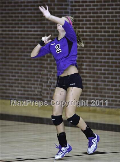 Thumbnail 3 in Martin [James] vs. Mansfield Summit photogallery.