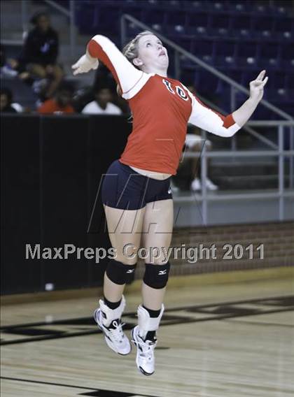 Thumbnail 1 in Martin [James] vs. Mansfield Summit photogallery.