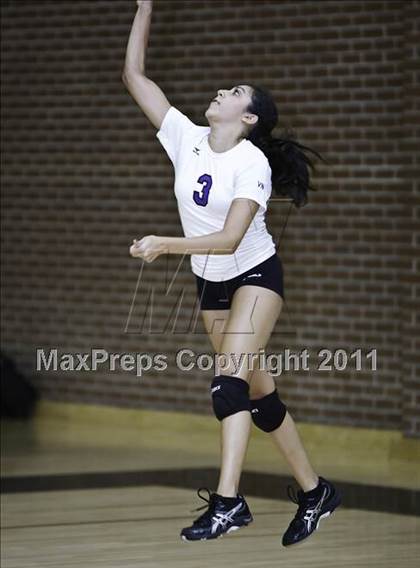 Thumbnail 3 in Martin [James] vs. Mansfield Summit photogallery.