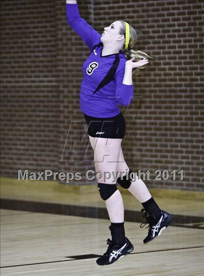 Thumbnail 1 in Martin [James] vs. Mansfield Summit photogallery.