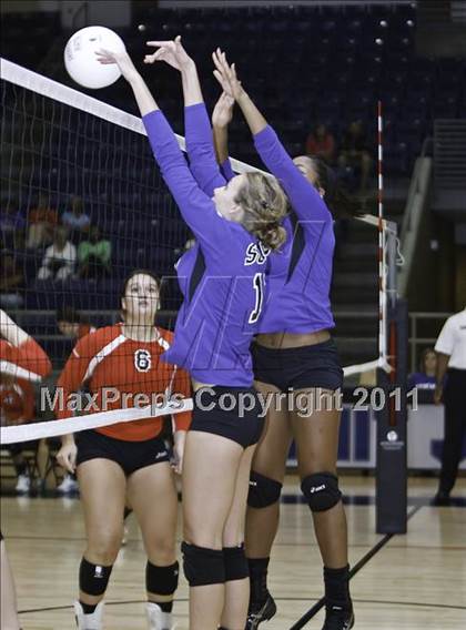 Thumbnail 3 in Martin [James] vs. Mansfield Summit photogallery.