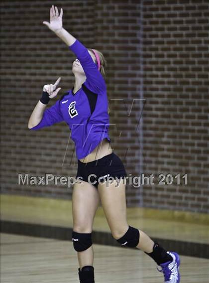 Thumbnail 3 in Martin [James] vs. Mansfield Summit photogallery.