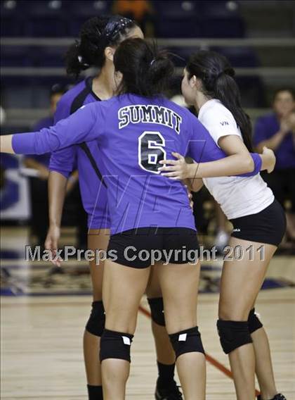 Thumbnail 2 in Martin [James] vs. Mansfield Summit photogallery.