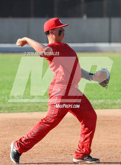 Thumbnail 2 in North vs Glendale photogallery.