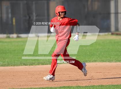 Thumbnail 3 in North vs Glendale photogallery.