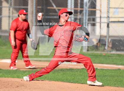 Thumbnail 3 in North vs Glendale photogallery.
