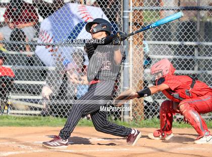 Thumbnail 2 in North vs Glendale photogallery.